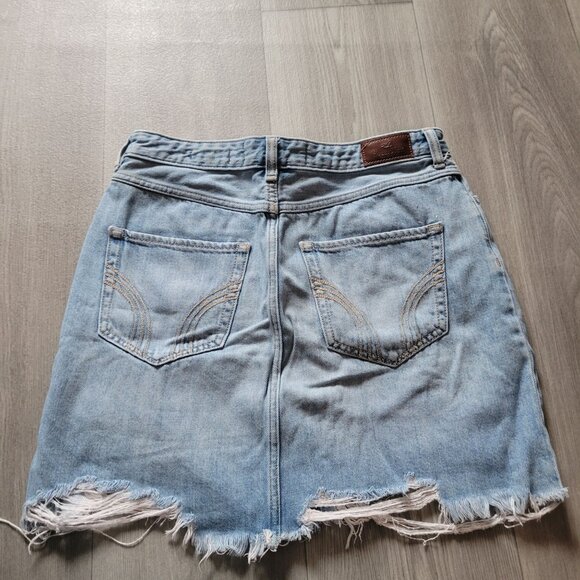 Hollister Ultra High-Rise Denim Skirt Size 30 Distressed Light Wash Cotton - Picture 4 of 6